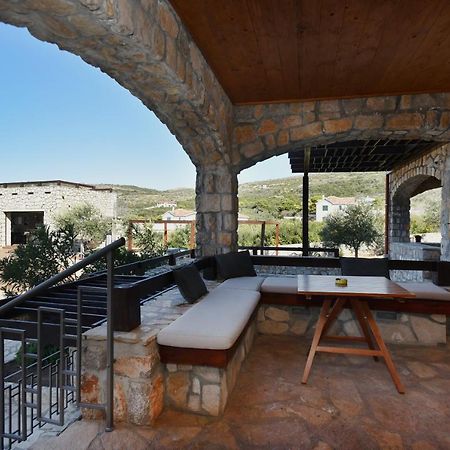 לושטיצה Villa Ariel מראה חיצוני תמונה