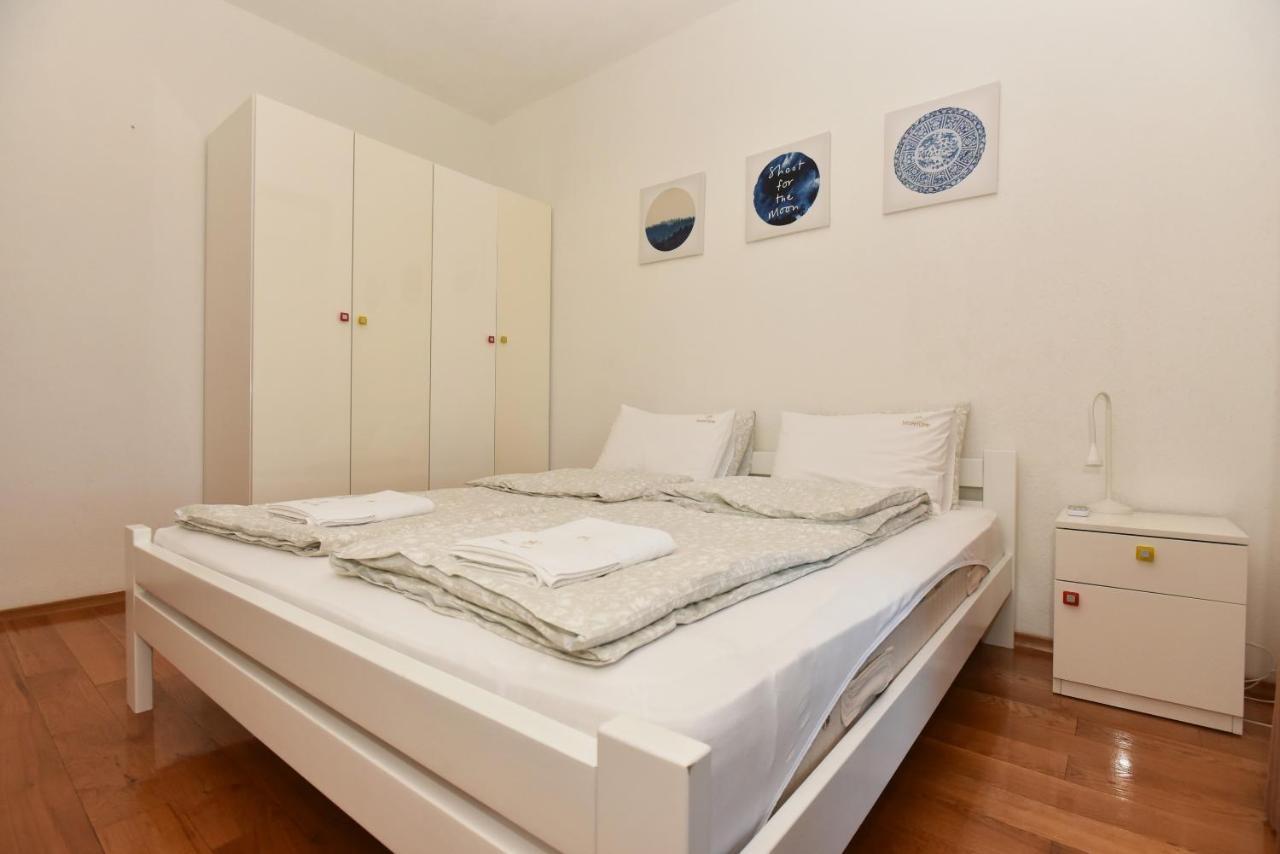 לושטיצה Villa Ariel מראה חיצוני תמונה