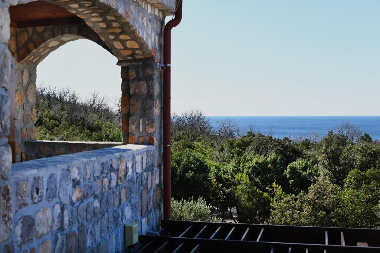 לושטיצה Villa Ariel מראה חיצוני תמונה