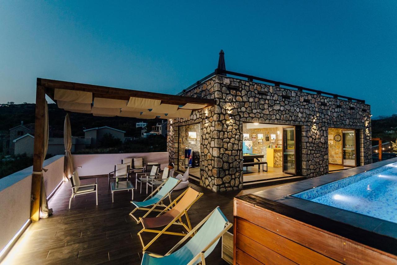 לושטיצה Villa Ariel מראה חיצוני תמונה
