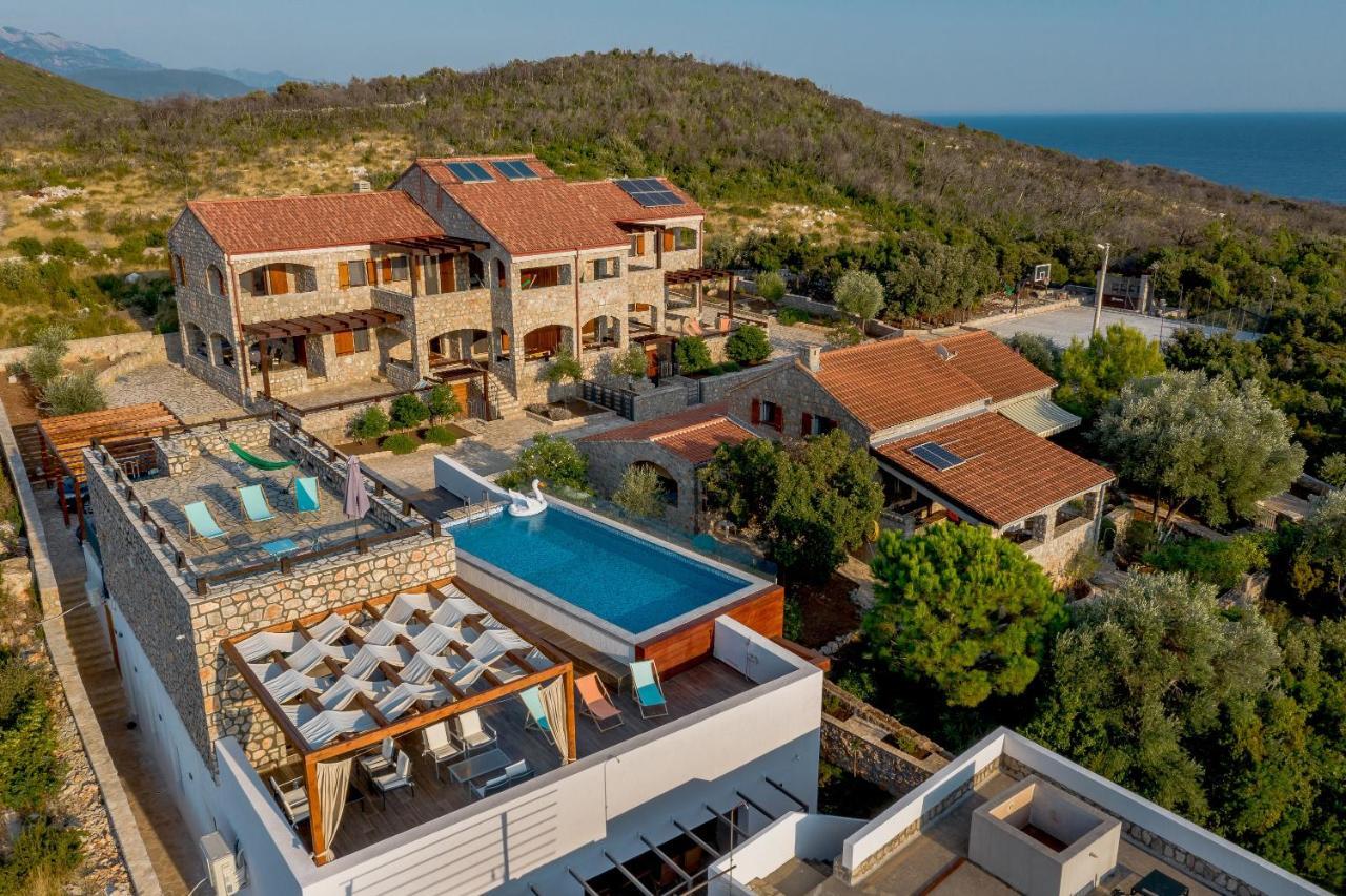 לושטיצה Villa Ariel מראה חיצוני תמונה
