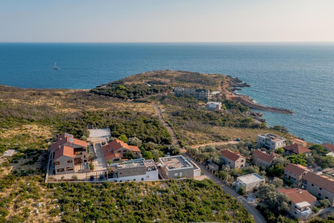 לושטיצה Villa Ariel מראה חיצוני תמונה