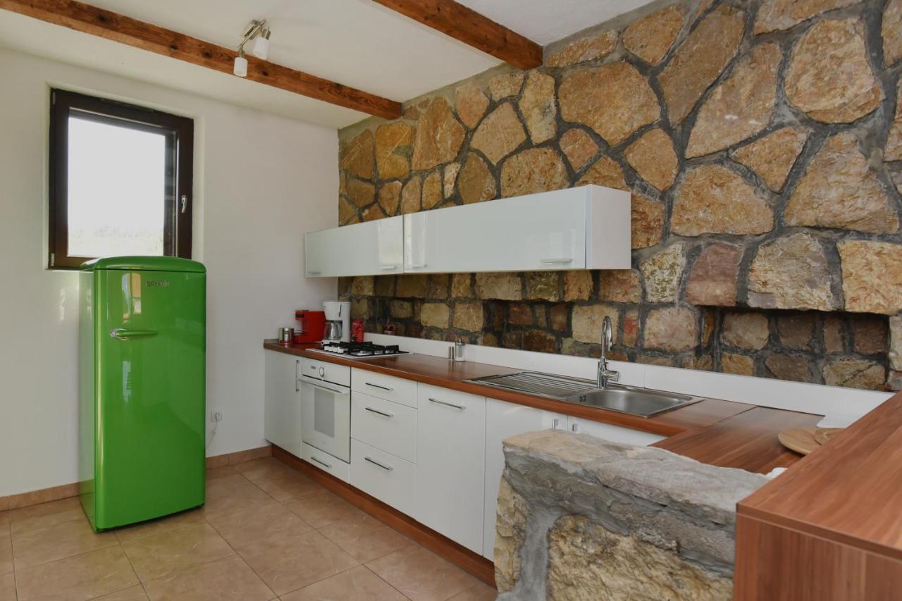 לושטיצה Villa Ariel מראה חיצוני תמונה