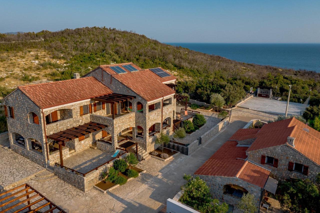 לושטיצה Villa Ariel מראה חיצוני תמונה